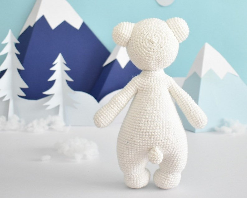 Bentemare CROCHET PATTERN - Winston the Winter Bear